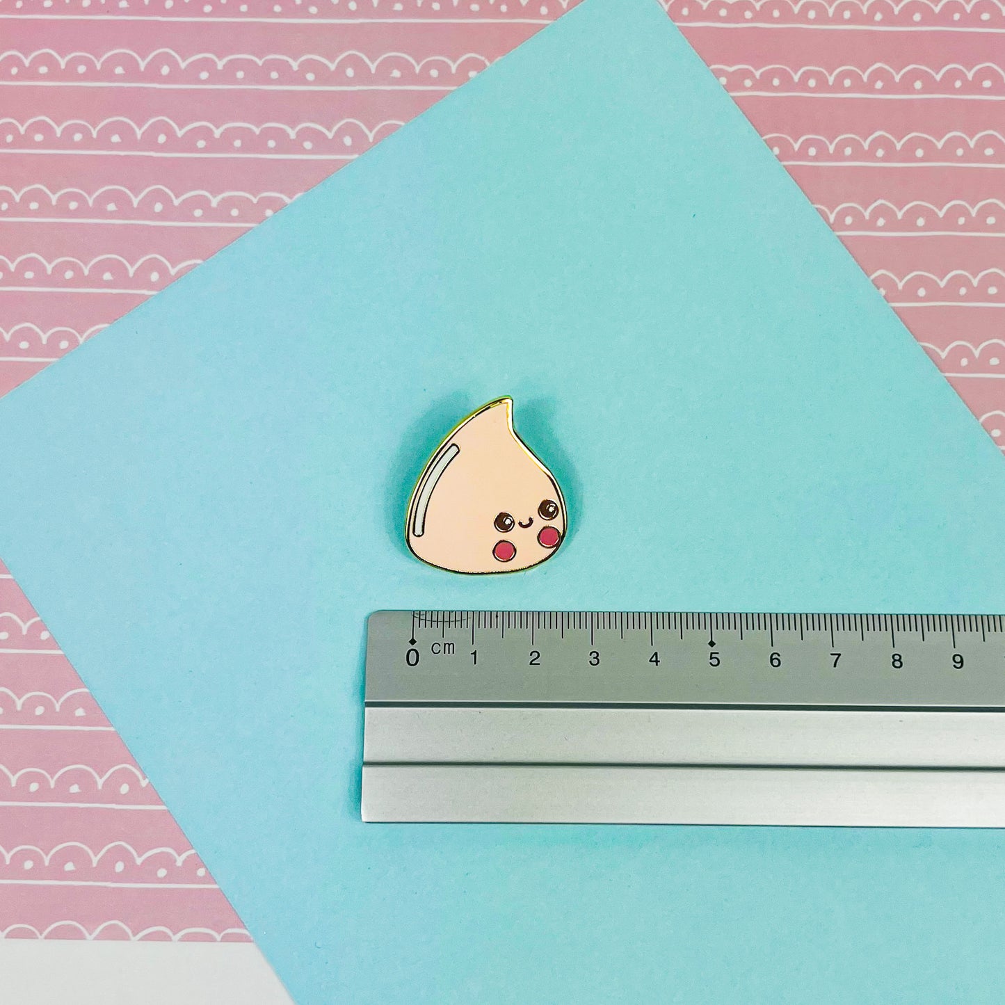 Bonbons enamel pin